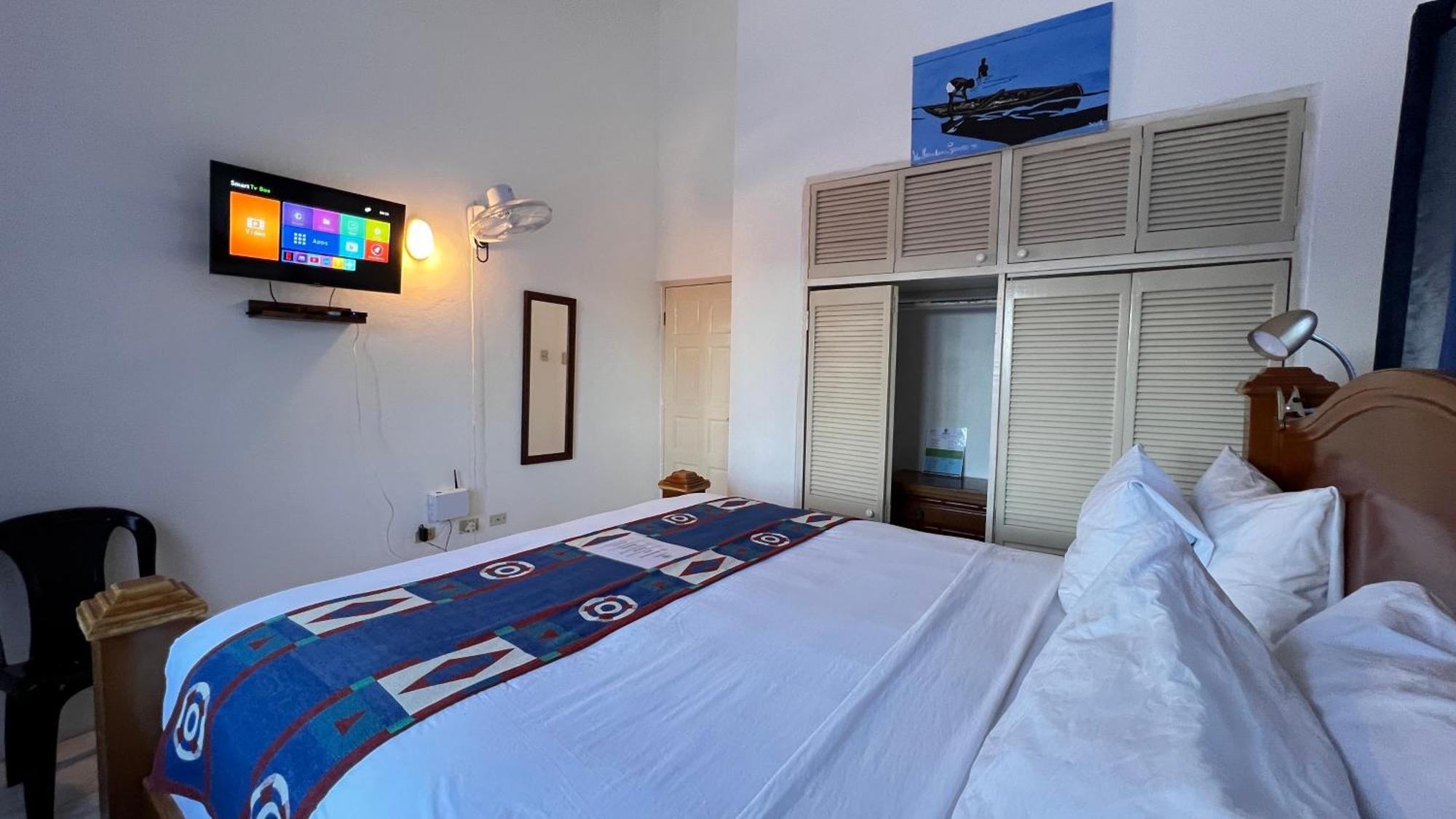 All Nations Guest House بورت أنطونيو المظهر الخارجي الصورة