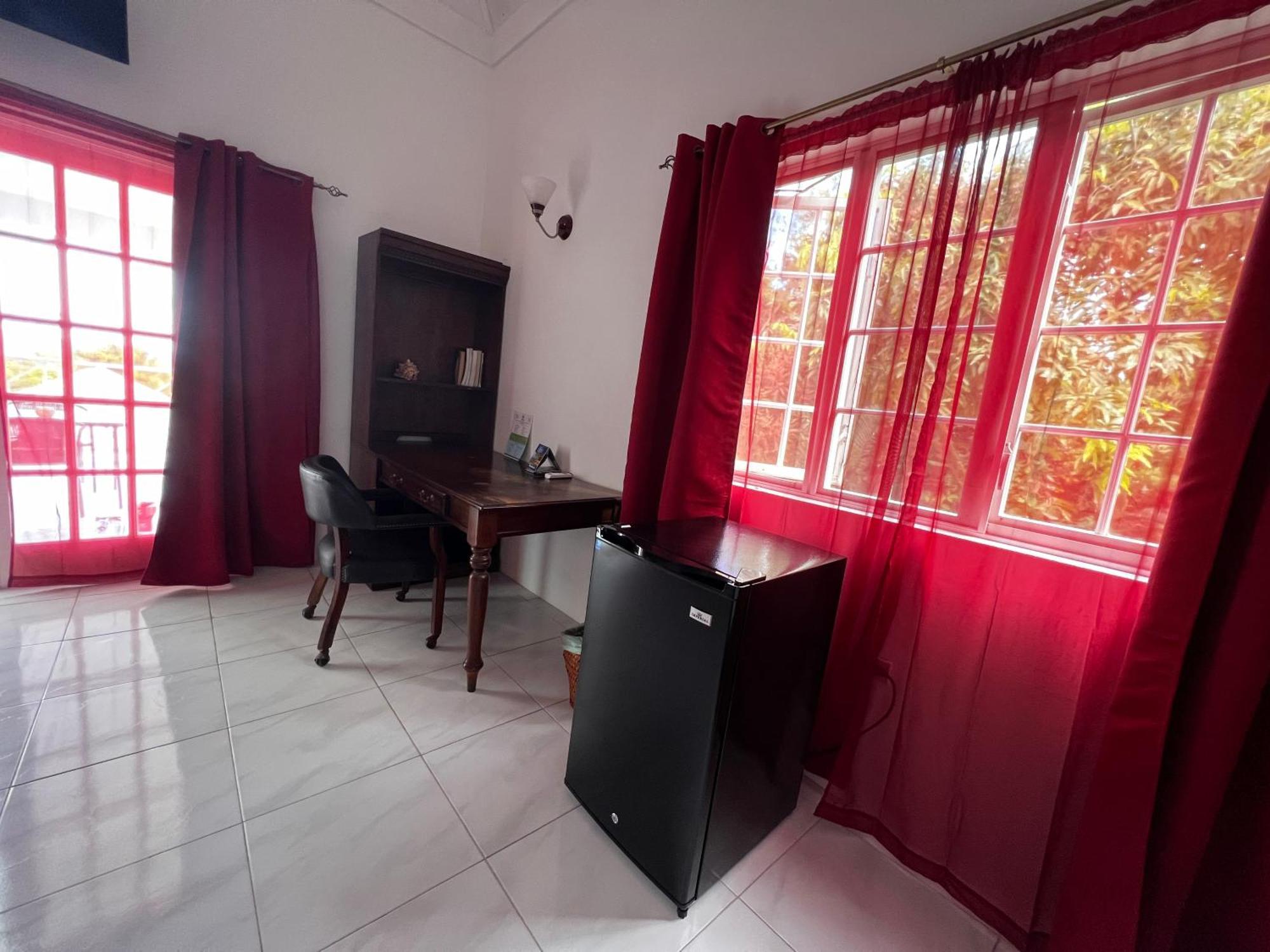 All Nations Guest House بورت أنطونيو الغرفة الصورة