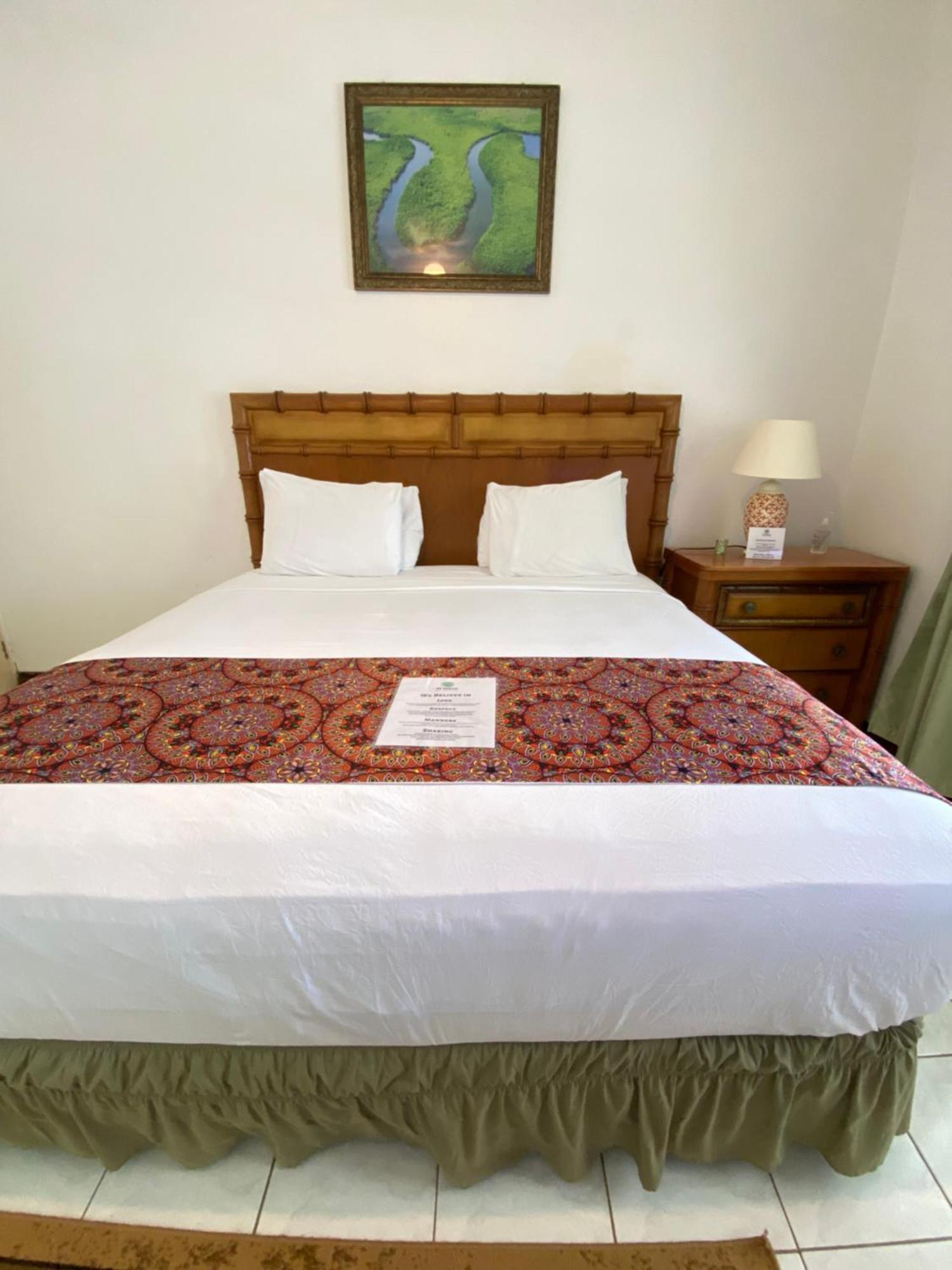 All Nations Guest House بورت أنطونيو المظهر الخارجي الصورة