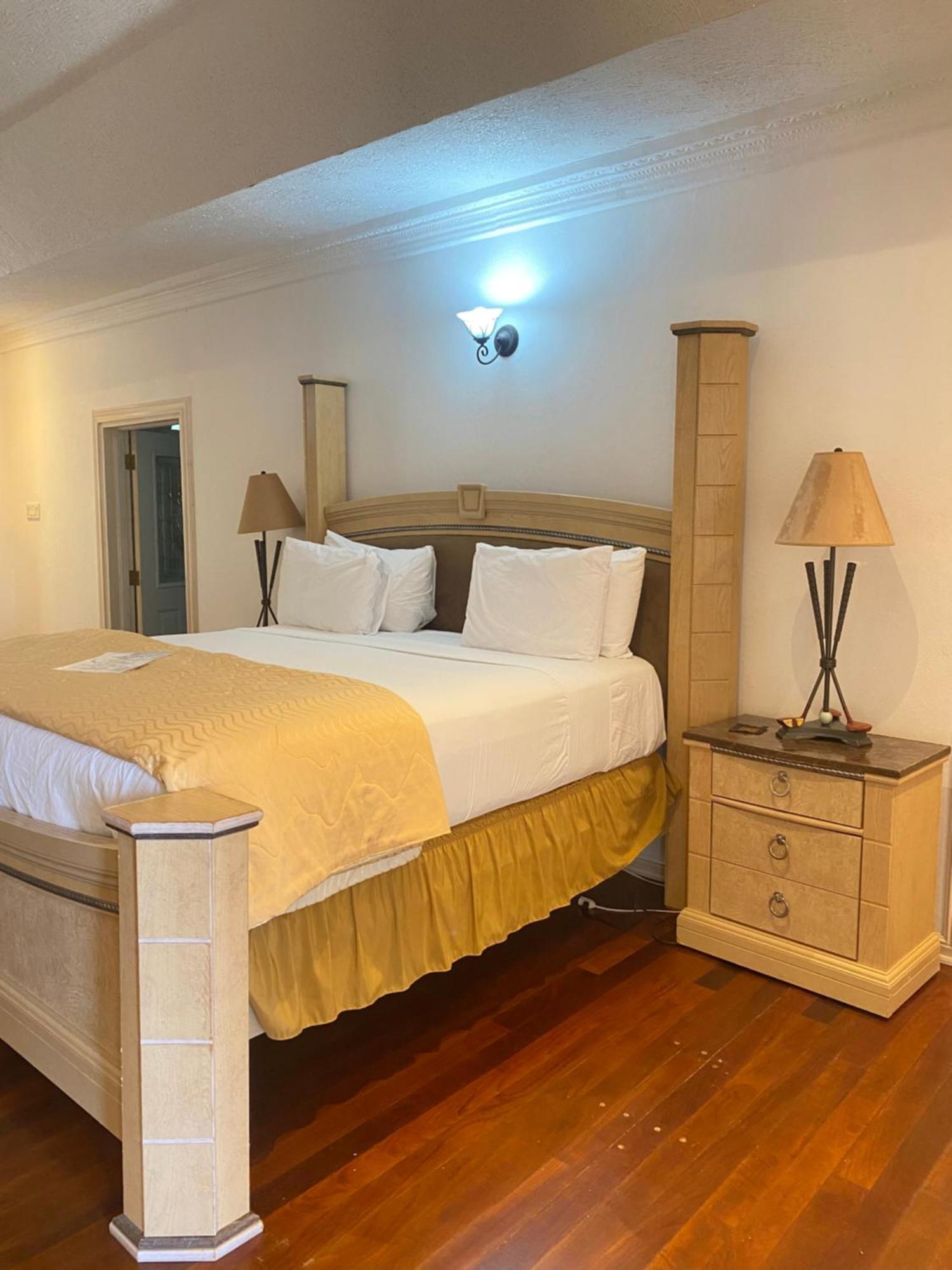 All Nations Guest House بورت أنطونيو المظهر الخارجي الصورة