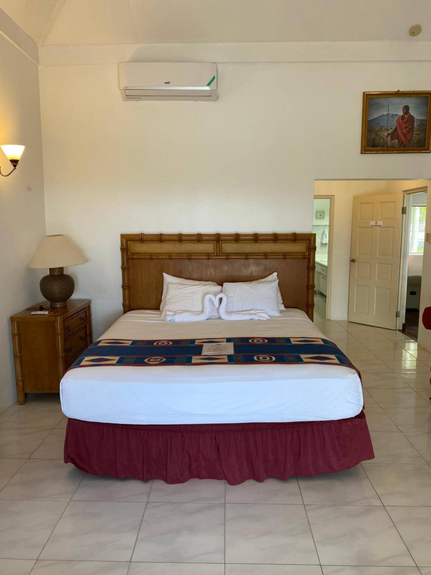 All Nations Guest House بورت أنطونيو المظهر الخارجي الصورة